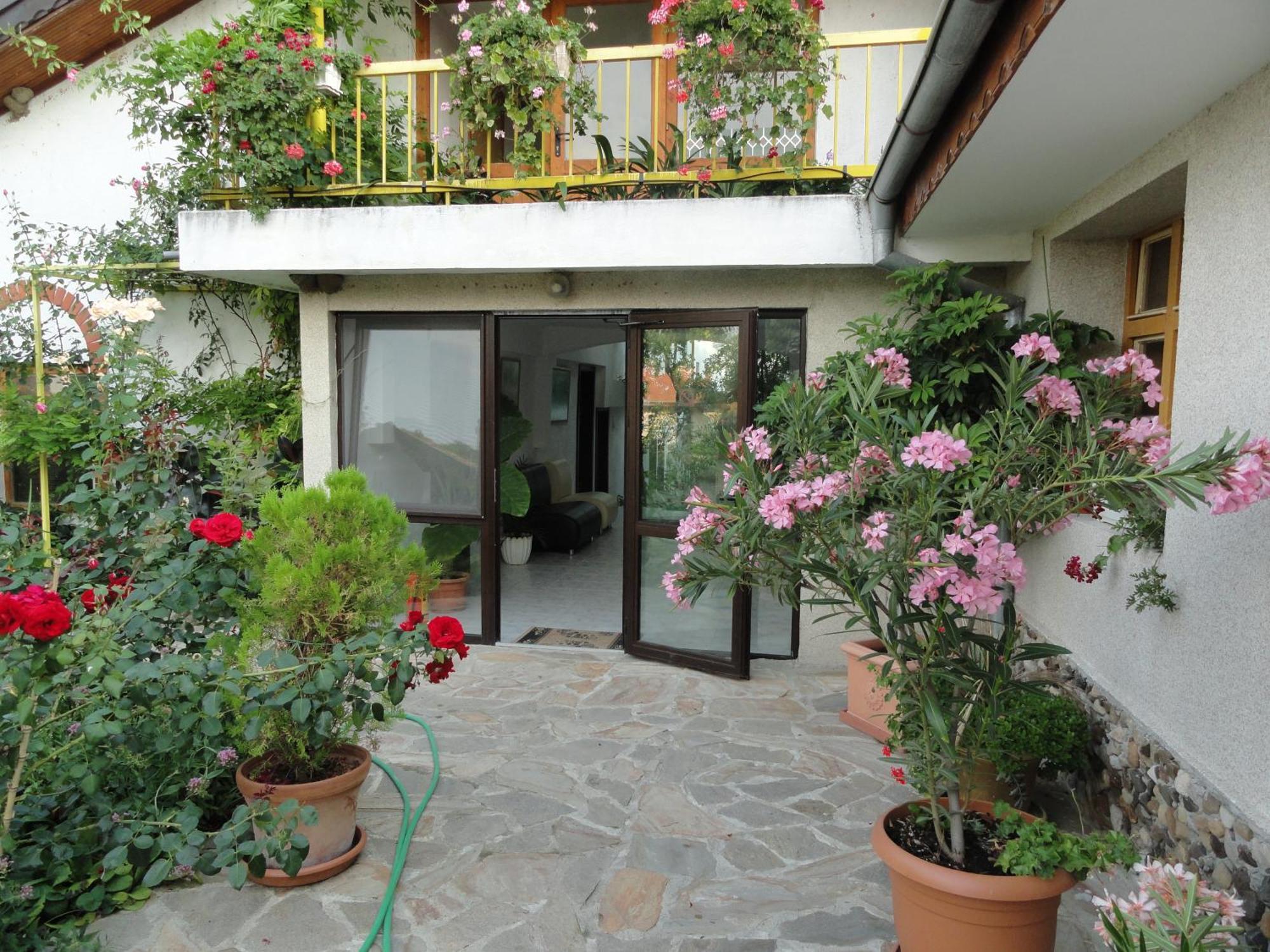 Family Hotel Belvedere Dŭlgopol Buitenkant foto